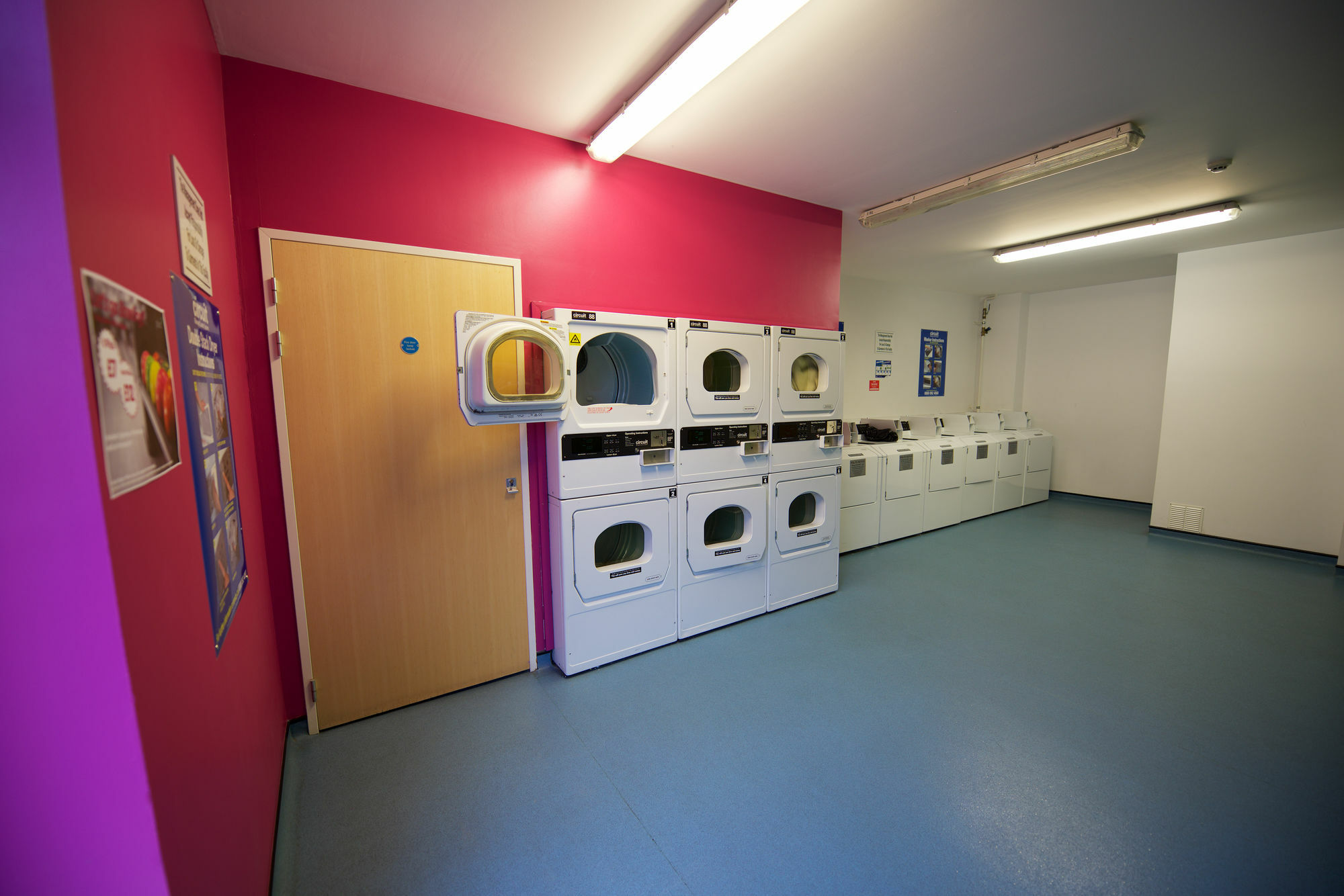 Newport Student Village ภายนอก รูปภาพ