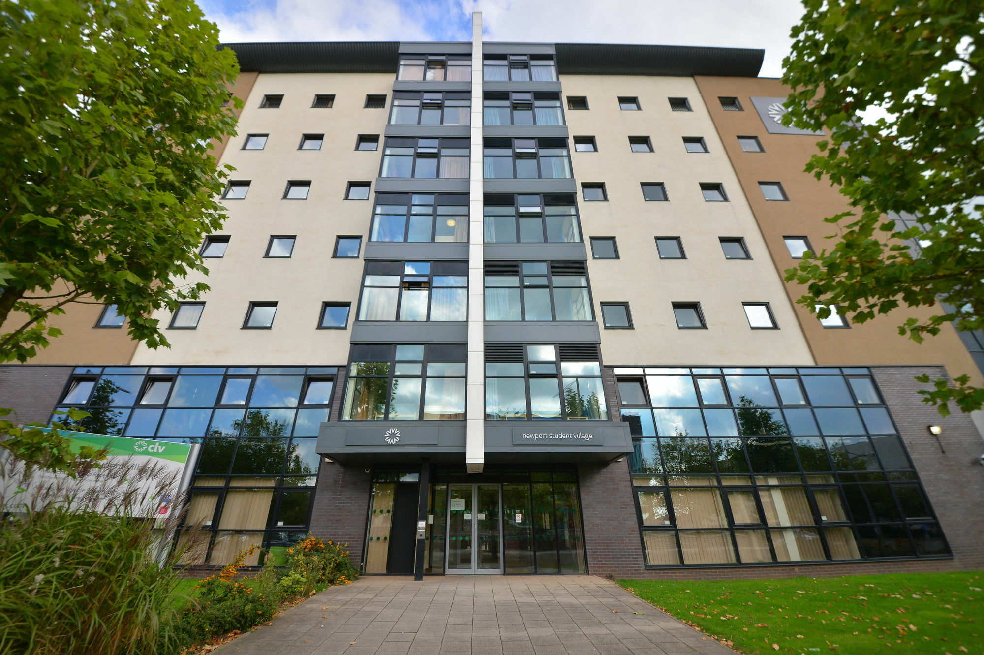 Newport Student Village ภายนอก รูปภาพ